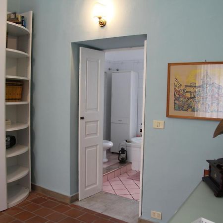 Casa Vacanza Icaros, Ortigia Hictoric Center, 200 Mt From The Beach Syracuse Exteriér fotografie