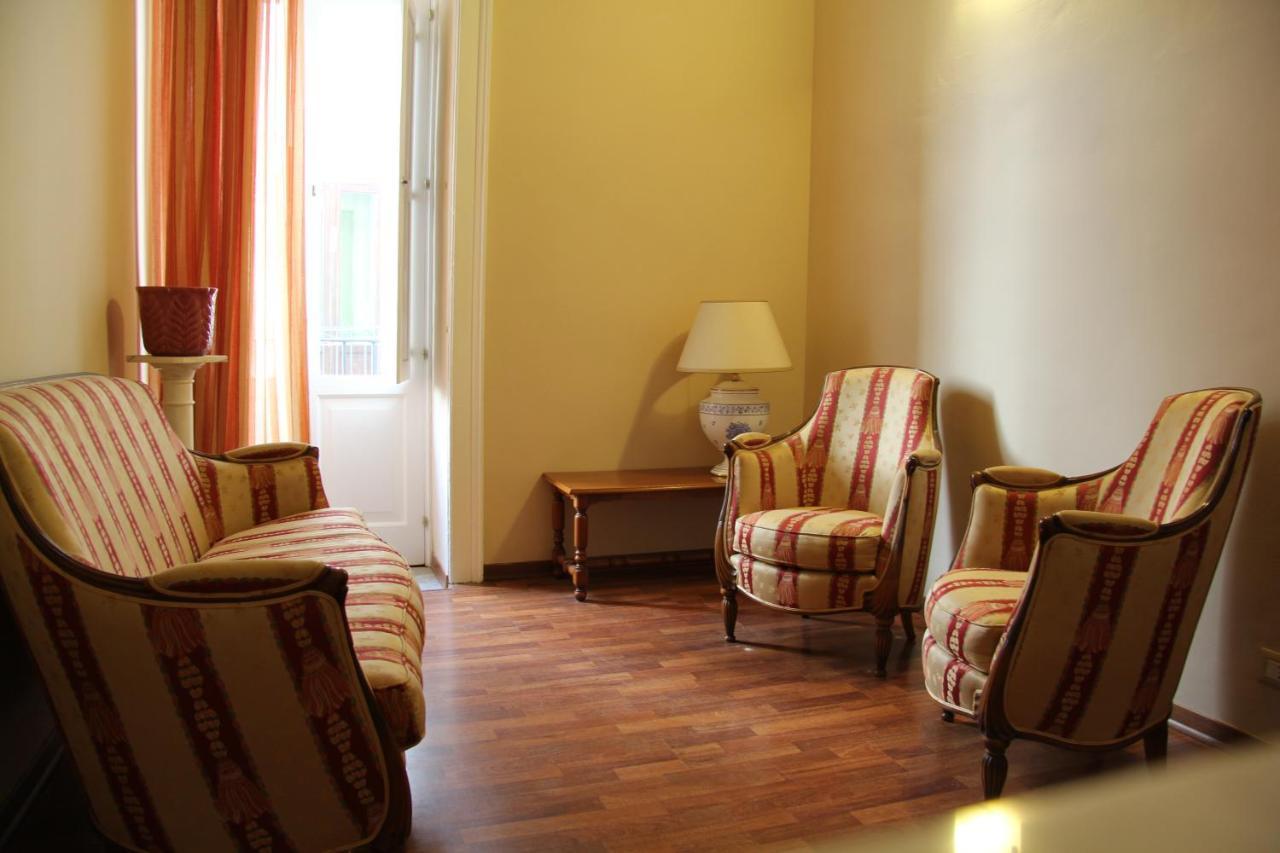 Casa Vacanza Icaros, Ortigia Hictoric Center, 200 Mt From The Beach Syracuse Exteriér fotografie